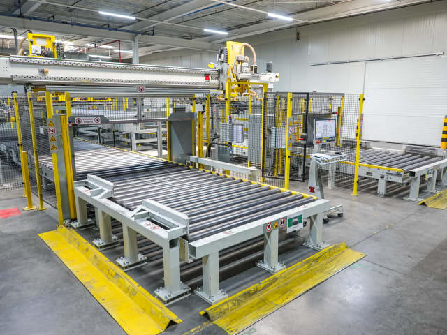 Squaring Lines KRAFT + AVERCON + FRAXINUS FLOORING PRODUCTION LINE