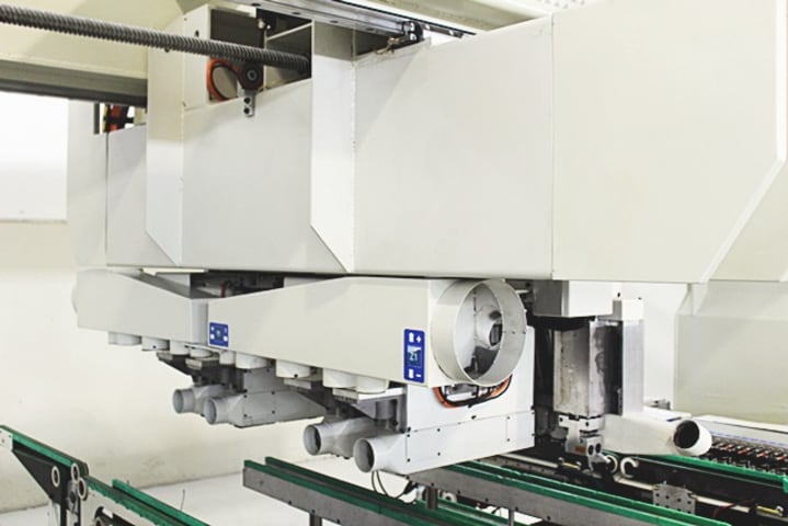 灵活钻孔 MORBIDELLI AUTHOR 912