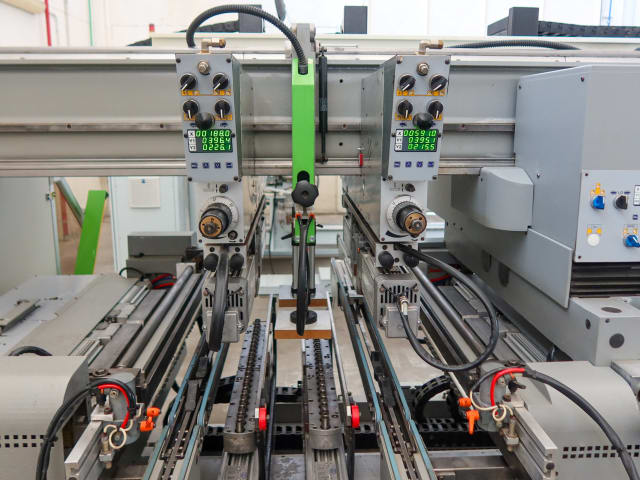 Automatic Drilling Machine BIESSE TECHNO FDT
