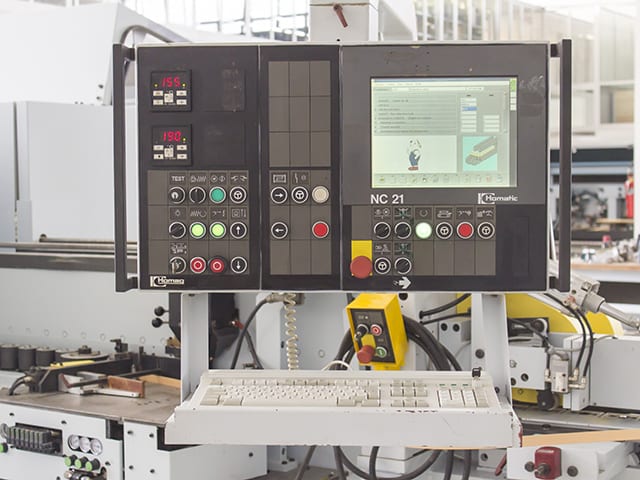 Doppelseitige Kantenanleimmaschine HOMAG KL 26/05/A12/25