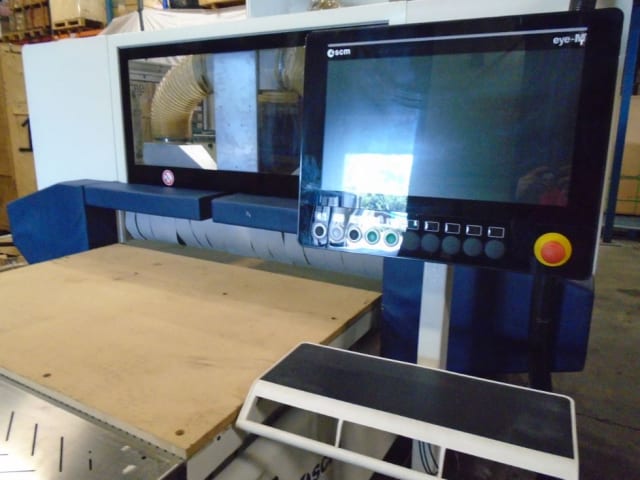 Centro De Mecanizado Con Superficie Nesting MORBIDELLI N100 CEL 12D