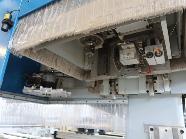 真空吸盘式加工中心 WEEKE VENTURE 5