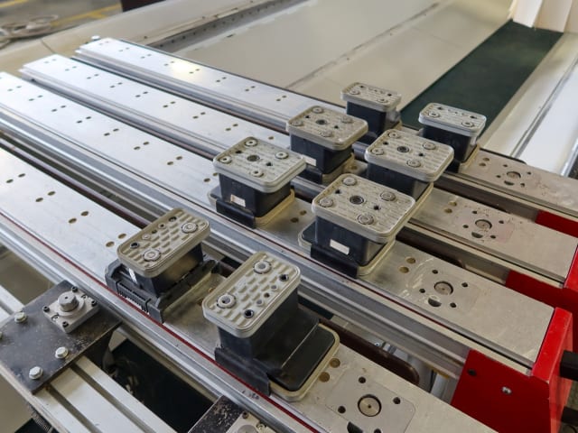 Centro di lavoro a Bordare IMA BIMA 400 V 145/510