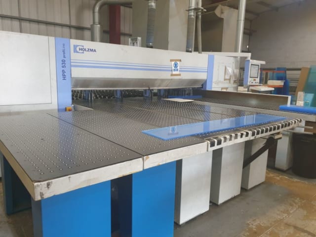 前上料裁板锯机 HOLZMA HPP530/32/32/P