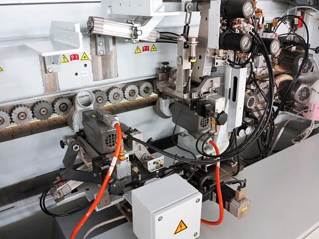 Einseitige Kantenanleimmaschine BRANDT KDF 770