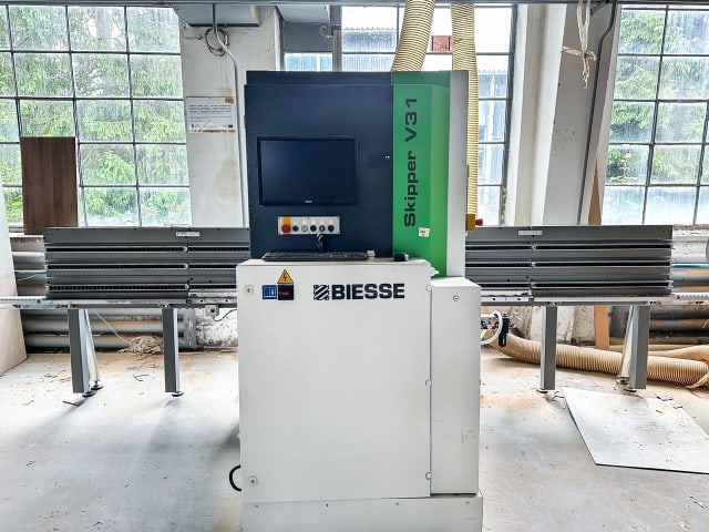 Máquina flexible de perforación BIESSE SKIPPER V31