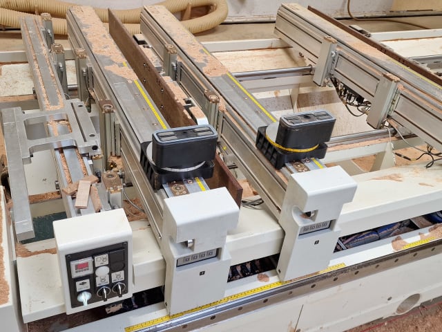 Centre D'Usinage À 5 Axes SCM ACCORD 30 FX