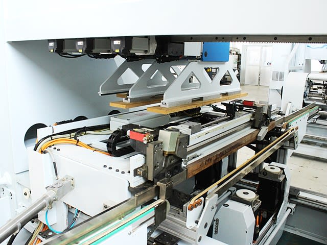 Durchlaufbohr- und Dübeleintreibanlage WEEKE + BARGSTEDT PROFILINE BST 750; P TTL401/12