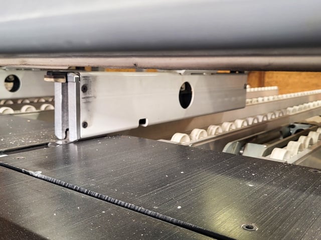 Automatic Rear Loading Panel Saws SELCO EBT 108