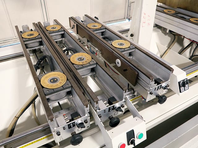 CNC Machine Centers With Pod And Rail SCM TECH Z27