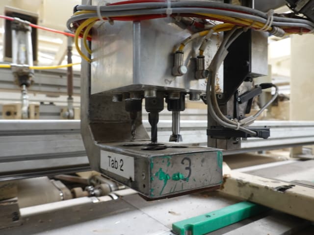 CNC Flexible Drilling & Inserting Hülsta SCON