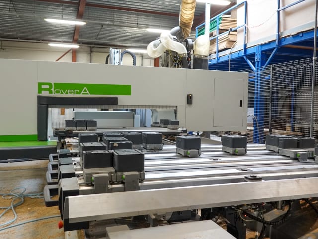 Centre d'usinage 5 axes BIESSE ROVER A - SYNCHRO