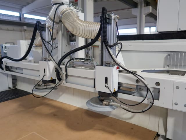5-Achs-Bearbeitungszentrum HOMAG CENTATEQ N-600