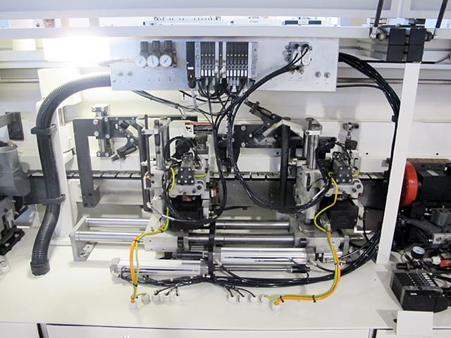 Einseitige Kantenanleimmaschine IMA ADVANTAGE 60