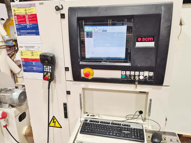 Centro di lavoro a 5 assi SCM RECORD 142