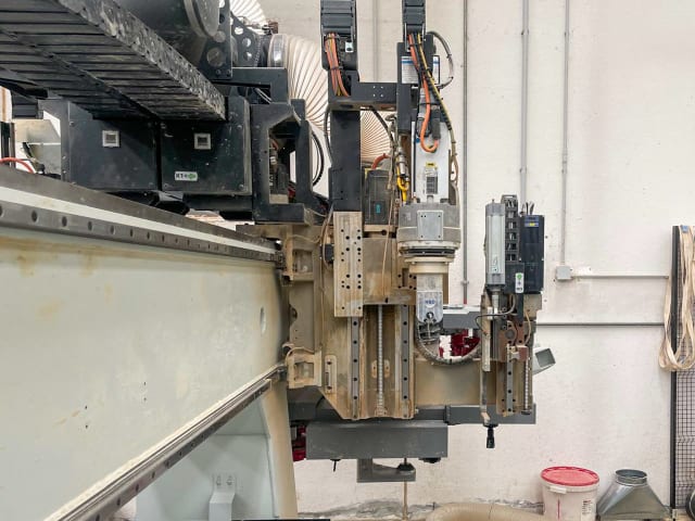 Centro di lavoro per porte BIESSE WINLINE 2Y 1650