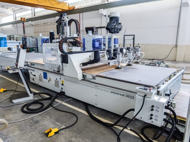CNC Machine Center with NESTING Table MORBIDELLI UNIVERSAL 3622 NESTING CELL