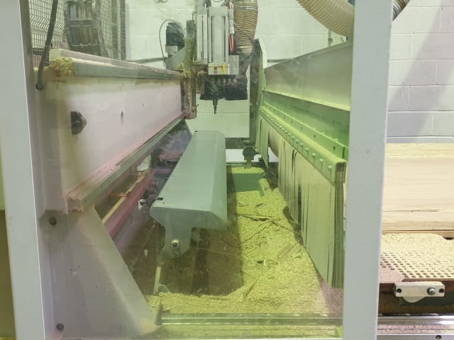 Centro di lavoro con piano NESTING BIESSE KLEVER 2236 GFT