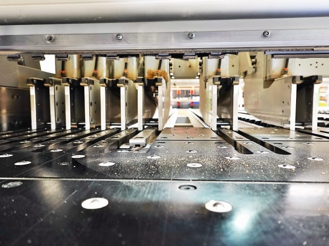 Plattensäge mit automatischer Beschickung SELCO WNT 610