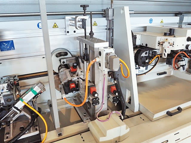 Plaqueuses De Chants Unilaterales BIESSE STREAM B1 7.0