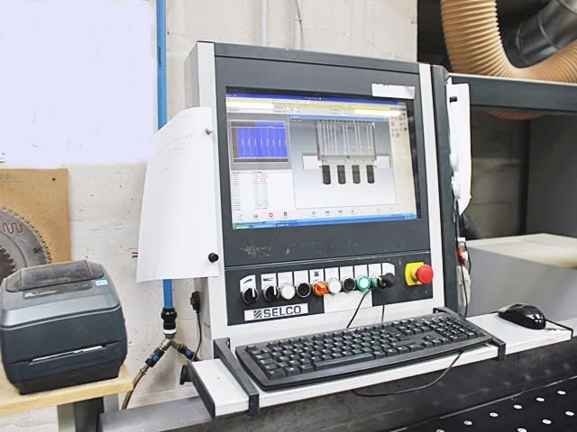 Scie À Panneaux À Chargement Automatique SELCO WNT 610