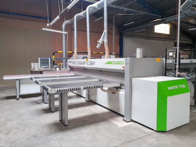 Scie À Panneaux À Chargement Automatique SELCO WNTRV 730