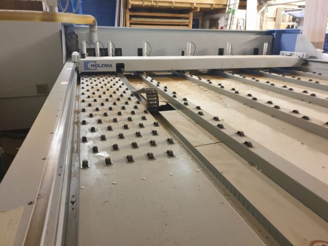 Scie À Panneaux À Chargement Frontal HOLZMA HPP250/38/38