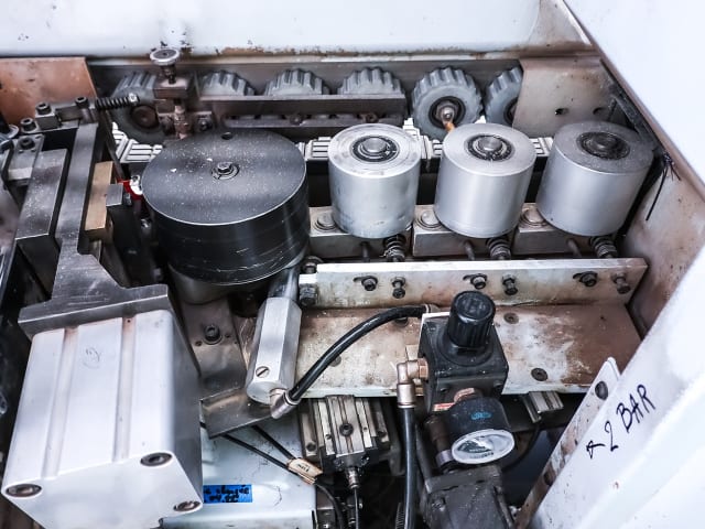 Bordatrice Singola BRANDT KDF 660