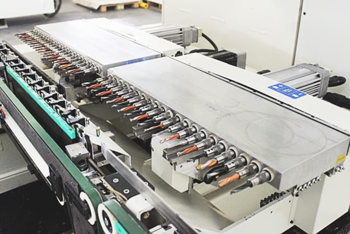 灵活钻孔 MORBIDELLI AUTHOR 912