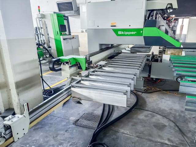 CNC for Flexible Drilling BIESSE SKIPPER 130