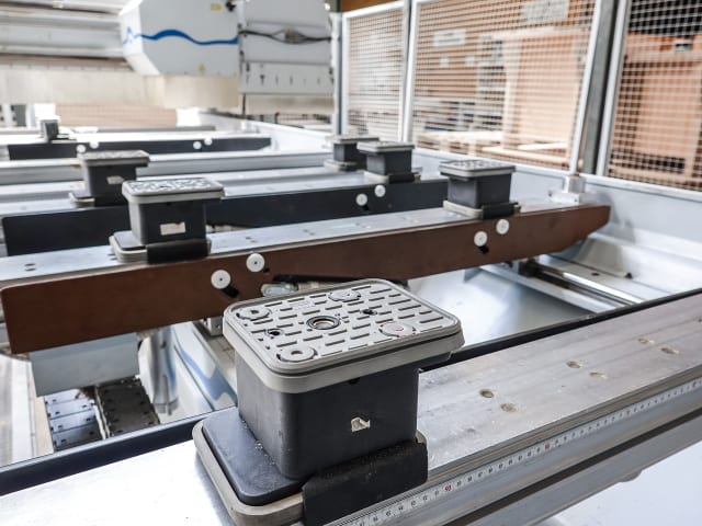 Bearbeitungszentren mit Konsolentisch WEEKE BHC 550