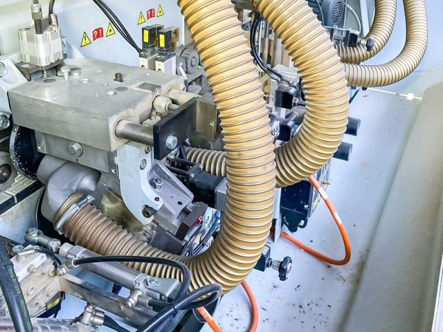 Einseitige Kantenanleimmaschine BRANDT KDF 530 C