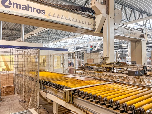 Double Sided Squaring/Edgebanding Machines SCM MAHROS - STEFANI - CELASCHI