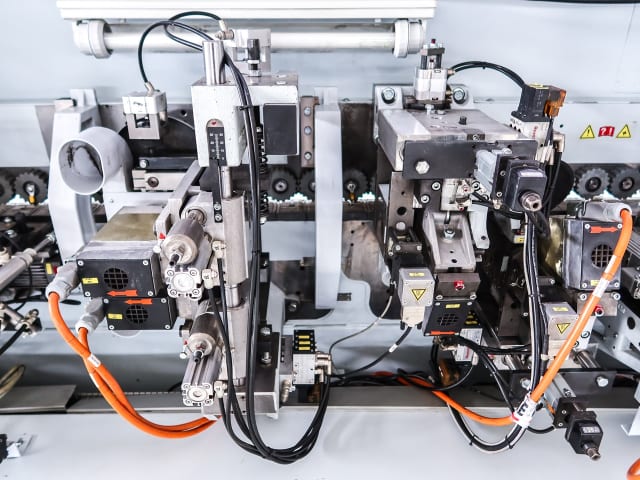 Bordatrice Singola BRANDT KDF 440 2C