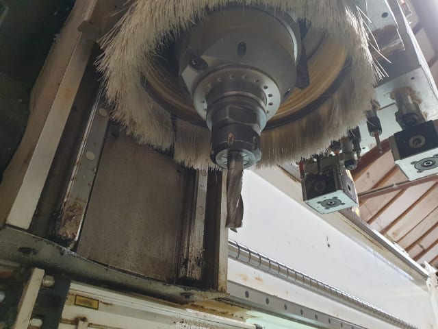 Centro De Mecanizado Con Superficie Nesting SCM RECORD 125 N