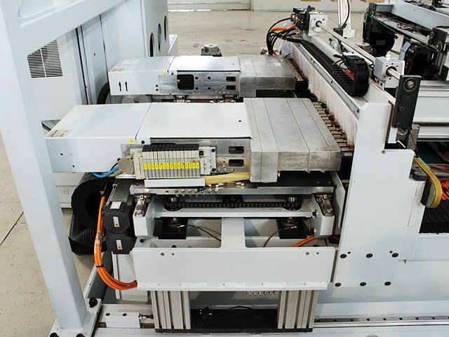 Durchlaufbohr- und Dübeleintreibanlage WEEKE + BARGSTEDT PROFILINE BST 750; P TTL401/12