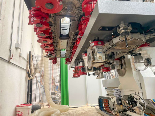 Centro di lavoro per porte BIESSE WINLINE 2Y 1650