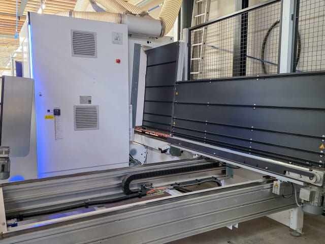 Вертикальный Обрабатывающий Центр HOMAG DRILLTEQ V-310