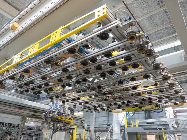 Squaring Lines KRAFT + AVERCON + FRAXINUS FLOORING PRODUCTION LINE