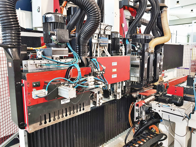 Centre de Percage flexible PRIESS BAT-DTW-CNC