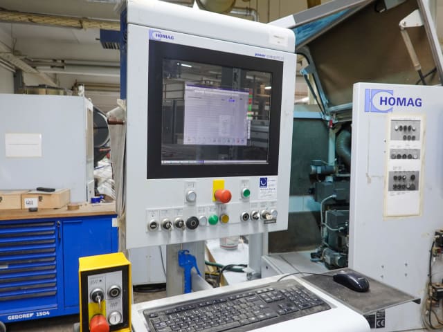 Einseitige Kantenanleimmaschine HOMAG KFL10/24/PU/30