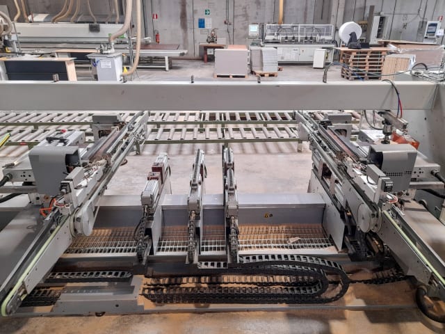 Perforadora Automática BIESSE TECHNO KF