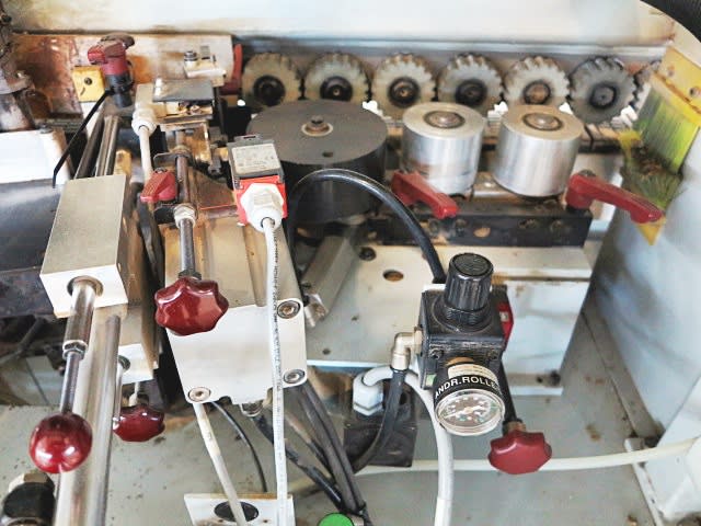 Einseitige Kantenanleimmaschine BRANDT KD 68 2 CF