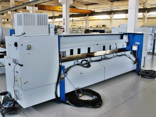 Распиловочный Станок С Автоматической Загрузкой HOLZMA HPL 380/38/22