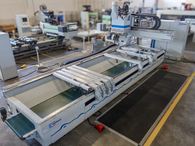 Кромкооблицовочный Обрабатывающий Центр HOMAG BAZ 322/40/K