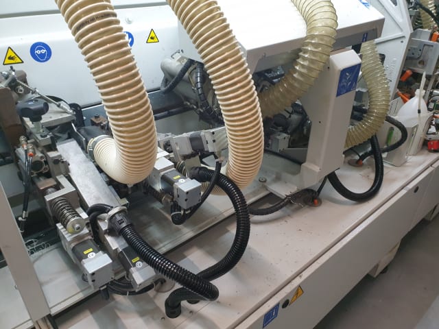 Einseitige Kantenanleimmaschine BIESSE AKRON 1440