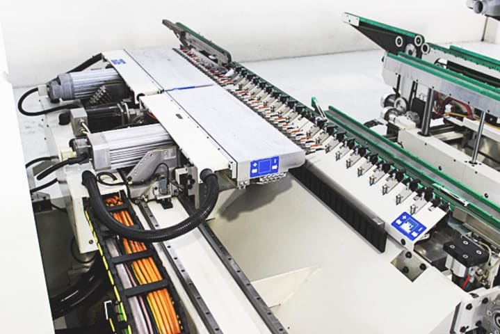 灵活钻孔 MORBIDELLI AUTHOR 912