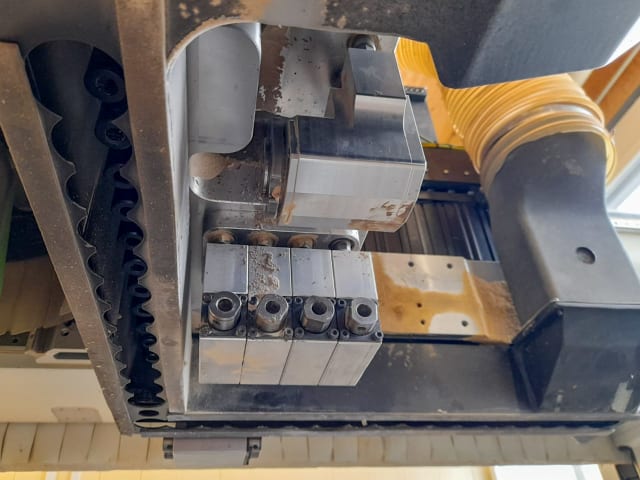 Centro di lavoro a 5 assi BIESSE ROVER C 9.50