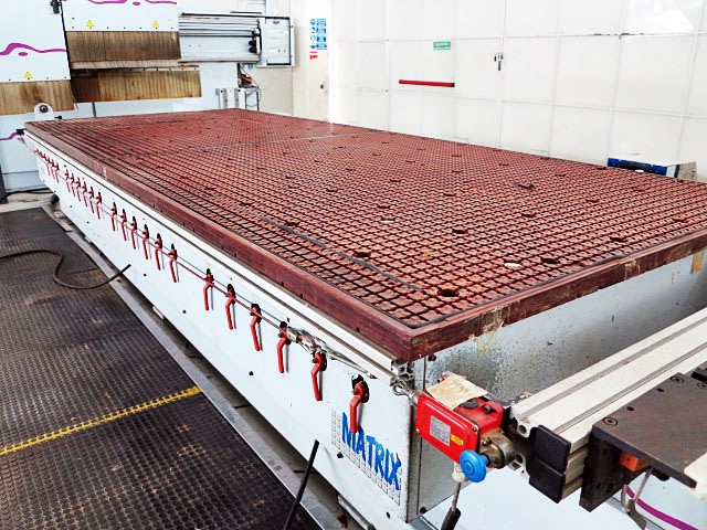Bearbeitungszentrum mit Nestingtisch WEEKE OPTIMAT BHC 550