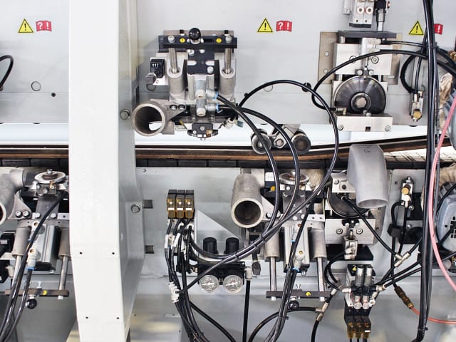 Односторонний Кромкооблицовочный Станок BRANDT KDF 680 PROFILINE AIRTEC